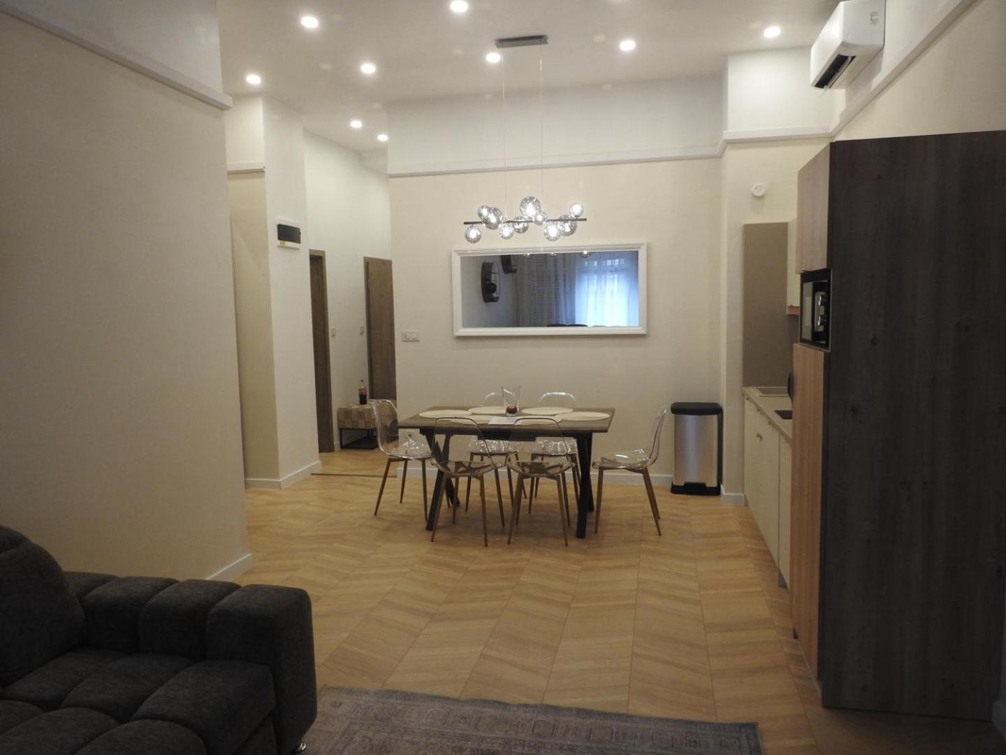 Marton'S Dessewffy Apartments Budapest Exteriör bild